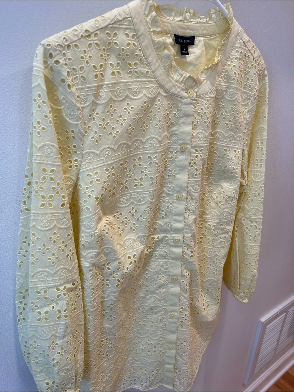 Talbots Yellow Eyelet Lace Ruffle Neck Button Down Blouse Shirt S Cotton Lined